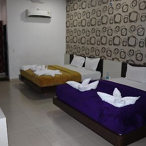 Kanha Vatika And Resort